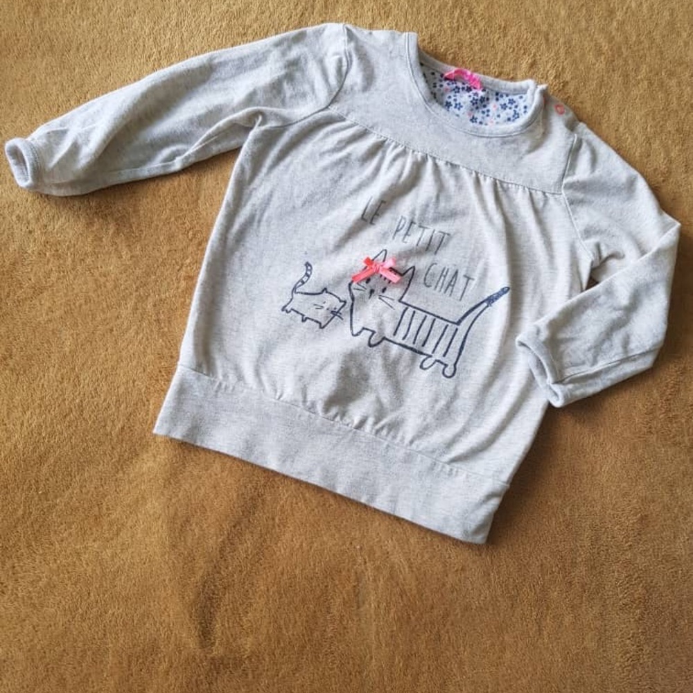Hema Le Petit Chat top for girl size 80